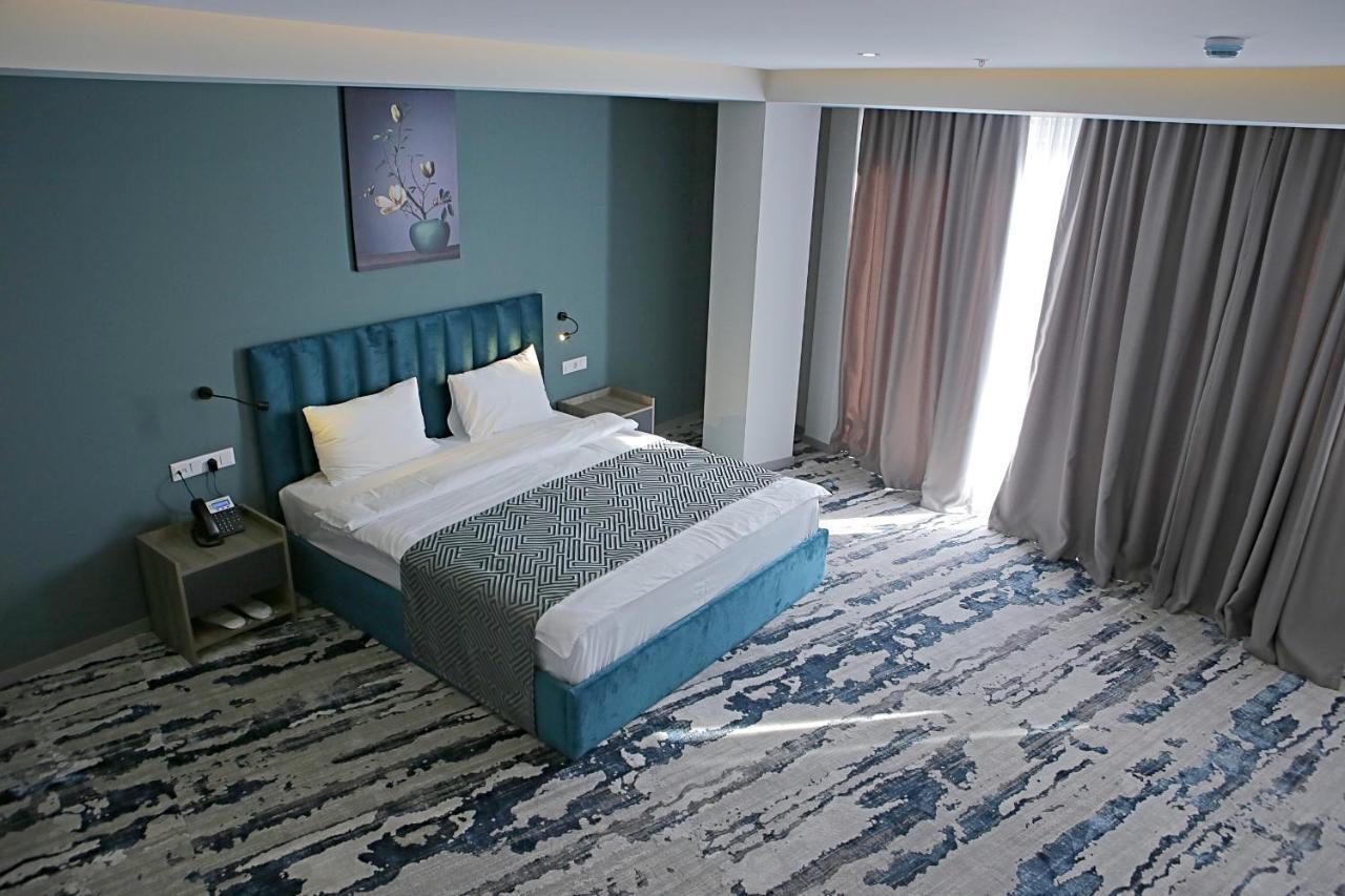 Hotel Address 9D Тбілісі Екстер'єр фото