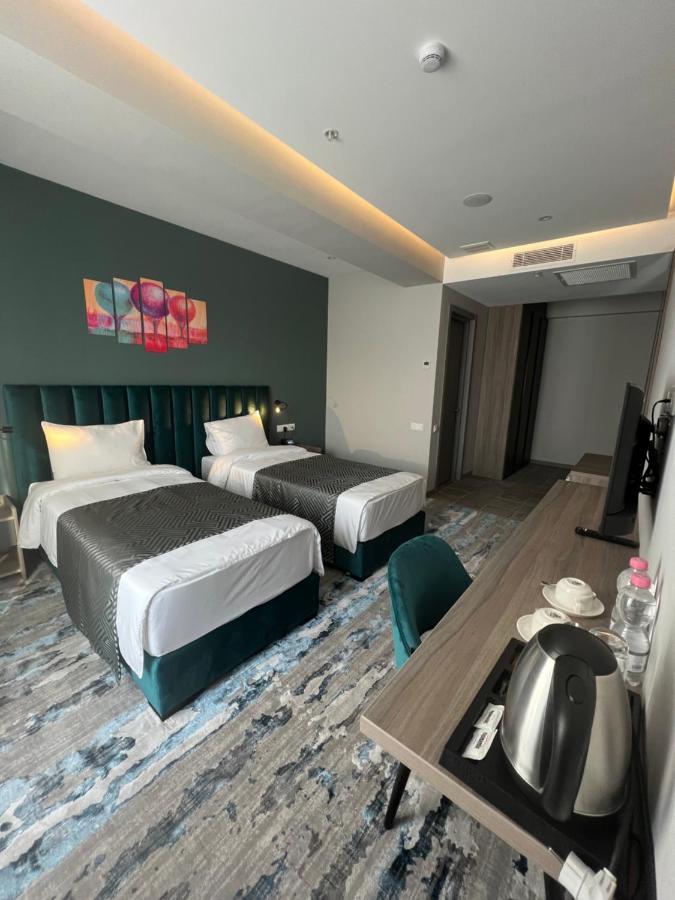 Hotel Address 9D Тбілісі Екстер'єр фото